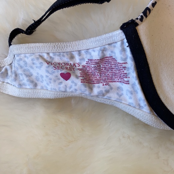 Victoria’s Secret 34C push up bra - Picture 4 of 6